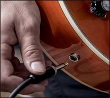 Always Disconnect the Guitar Jack with Active Pickups