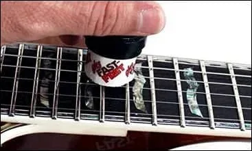 Electric Guitar String Cleaners