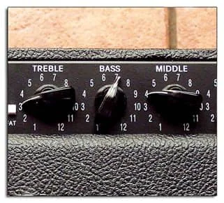 Electric-Guitar-Amplifier-Tone-Controls